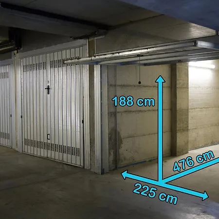 Апартаменты Con Giardino E Parcheggio Privato *