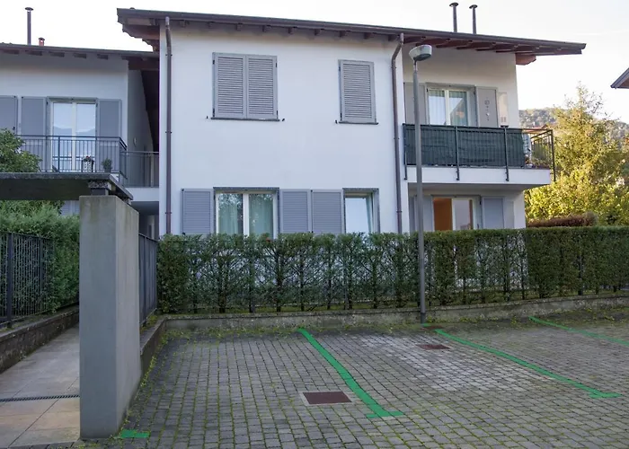公寓 Con Giardino E Parcheggio Privato *